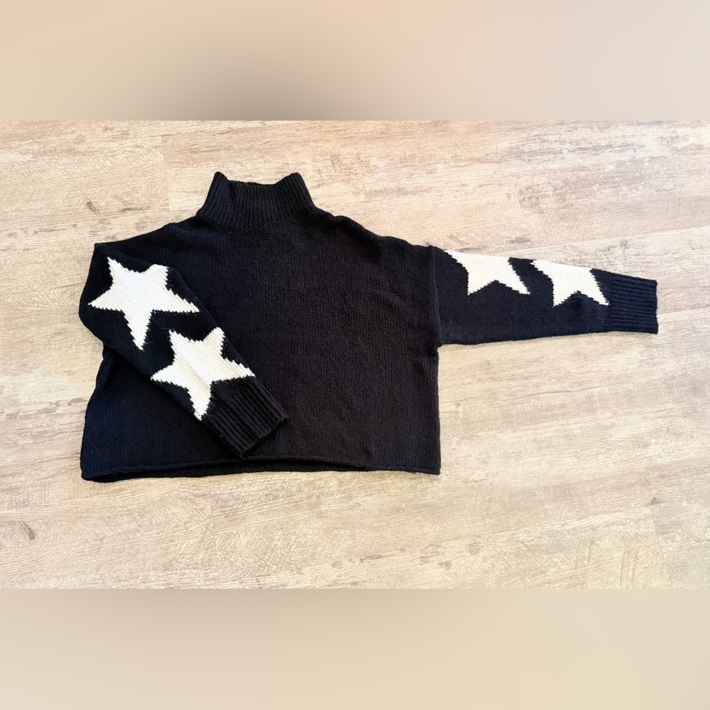 Nordstrom Black and White Star Turtleneck Sweater